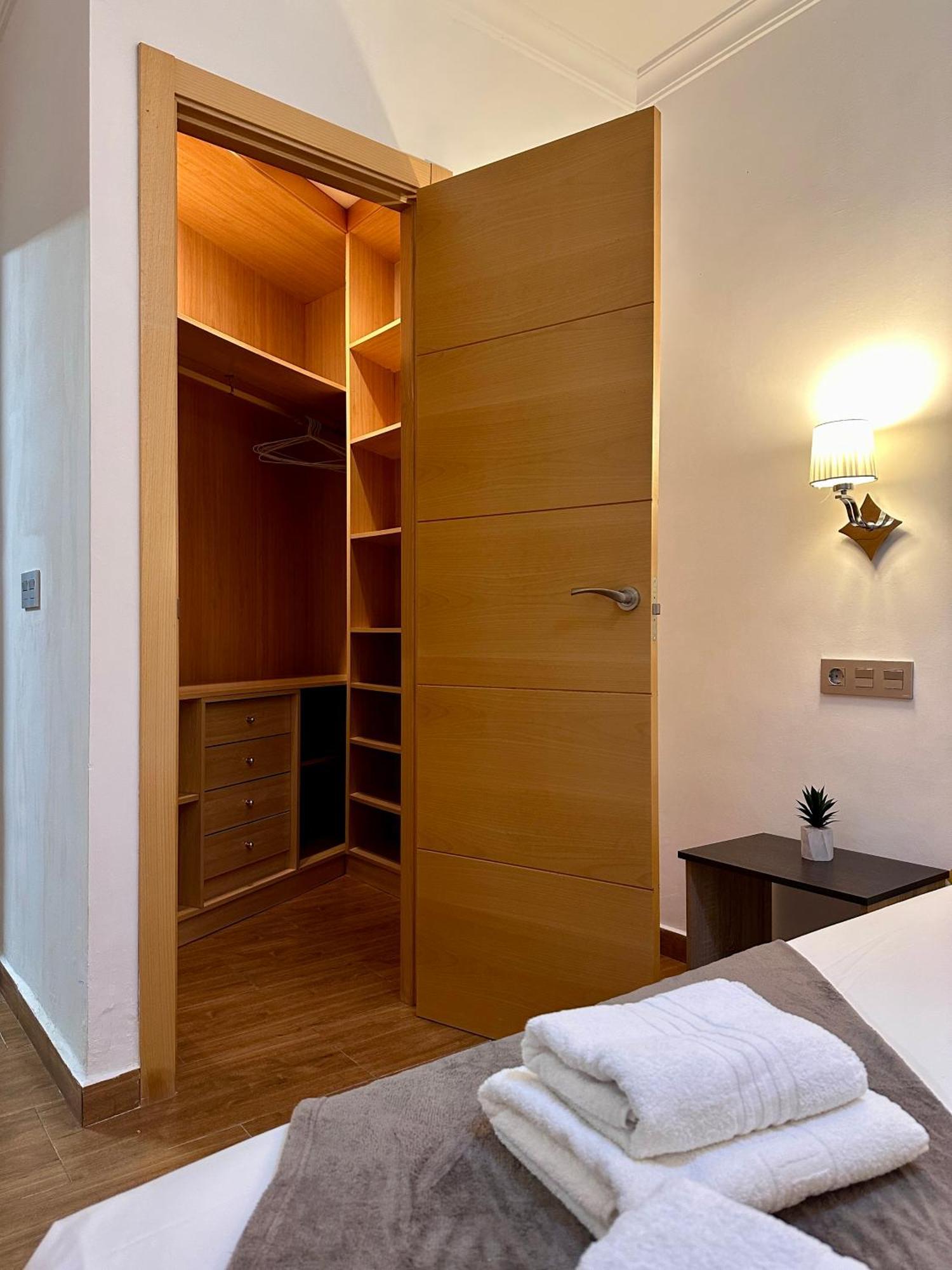 말라가 The House In Toquero Solarium Views To The Alcazaba 빌라 외부 사진